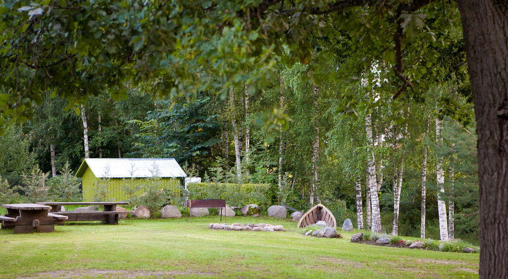 Linnumaja Guesthouse Uulu Exterior foto